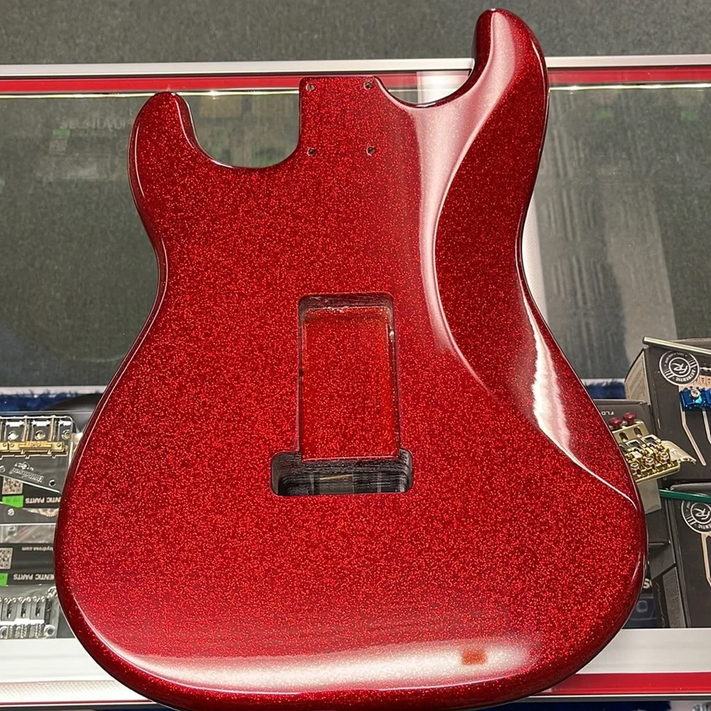 Red sparkle guitar body Mighty Might brand - Picture 3 of 3